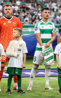 WROCLAW 19.07.2024 
SPORT PILKA NOZNA PKO BANK POLSKI EKSTRAKLASA SEZON 2024/25 MECZ SLASK WROCLAW - LECHIA GDANSK - - -  FOOTBALL POLISH TOP LEAGUE SEASON 2024 - 2025 MATCH GAME SLASK WROCLAW - LECHIA GDANSK - - - 
NZ ANDREI CHINDRIS , BOGDAN SARNAVSKYI SARNAWSKI BOHDAN SARNAWSKYJ , RIFET KAPIC , PROPORCZYK BURGEE , 
FOT. GRZEGORZ RADTKE / 058sport.pl