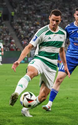 GDANSK 26.07.2024 
SPORT PILKA NOZNA PKO BANK POLSKI EKSTRAKLASA SEZON 2024/25 MECZ LECHIA GDANSK - MOTOR LUBLIN - - -  FOOTBALL POLISH TOP LEAGUE SEASON 2024 - 2025 MATCH GAME LECHIA GDANSK - MOTOR LUBLIN - - - 
NZ IVAN ZHELIZKO IWAN ZELIZKO , KAAN CALISKANER , 
FOT. GRZEGORZ RADTKE / 058sport.pl