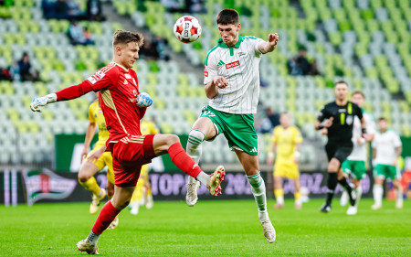 Charakter, walka i&nbsp;trzy punkty! Lechia Gdańsk pokonuje Unię Skierniewice 3:2