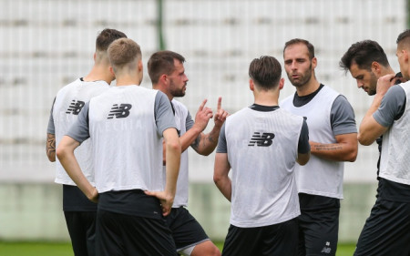 Sparing wewnętrzny w obiektywie [ZDJĘCIA]