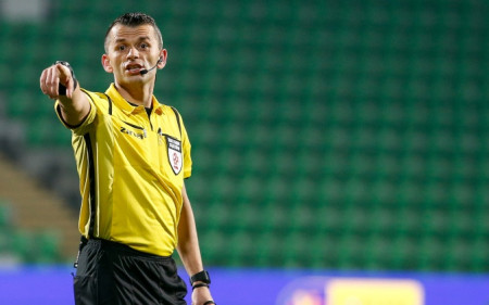 Łukasz Szczech poprowadzi mecz z Lechem Poznań