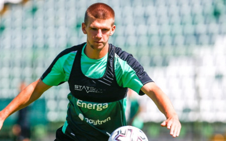 Kacper Sezonienko wypożyczony do Bytovii