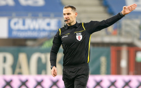 Tomasz Kwiatkowski poprowadzi mecz z Radomiakiem