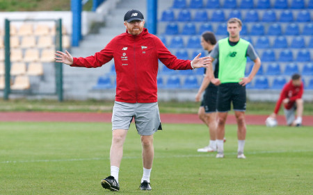 Trener Piotr Stokowiec podsumowuje obóz w Gniewinie (WIDEO)