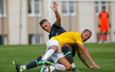 Sparingowy remis z Radunią