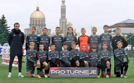 Drużyna rocznika 2009 Akademii Lechii Gdańsk wzięła udział w międzynarodowym turnieju w Licheniu