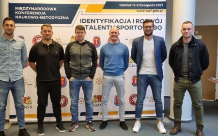 Trenerzy Akademii Lechii Gdańsk szkolą się we współpracy z AWFiS