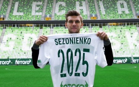 Kacper Sezonienko na dłużej z Lechią