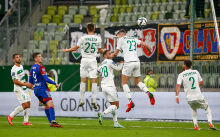 Czas podsumowań za sezon 2021/2022 – Obrońcy