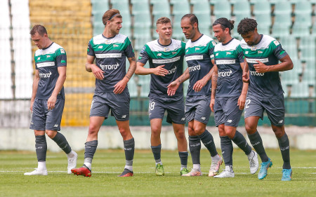 Po 6 latach Lechia kończy współpracę z firmą New Balance