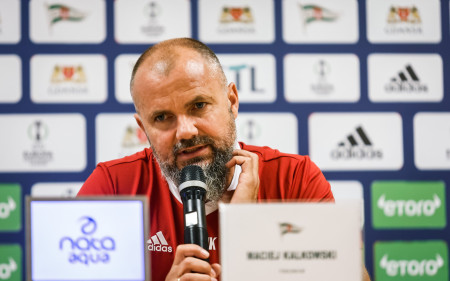 Konferencja przedmeczowa. Maciej Kalkowski: „Jedziemy tam, aby przypieczętować awans. Na pewno nie będzie łatwo, ale jesteśmy gotowi”