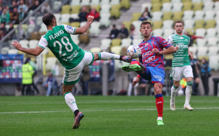 Raków za mocny dla Lechii w 13. kolejce Ekstraklasy