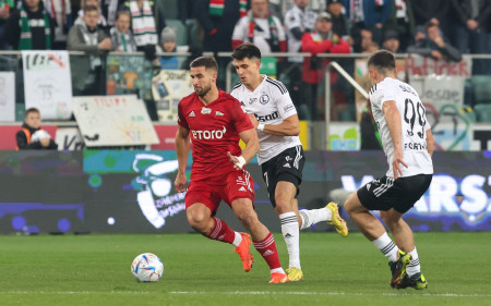Lechia była blisko punktów w Warszawie. Legia wygrywa 2:1