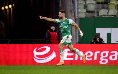 Lechia gromi Miedź Legnicę 4:0 | RELACJA