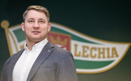 Akademia Lechii Gdańsk wystartowała z programem klubów partnerskich. Paweł Wolański: „Chcemy umożliwić mniejszym Klubom poprzez współpracę z Lechią większy rozwój…” | WYWIAD