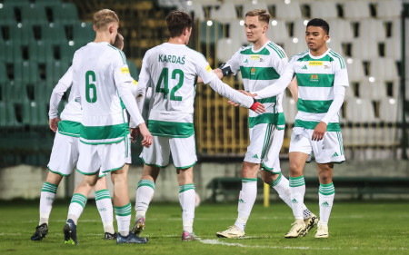 Fotorelacja ze sparingu z Valmierą FC