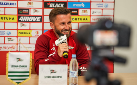 Trener Szymon Grabowski przed meczem z Miedzią Legnica