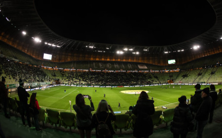 Informacja przed Derbami Trójmiasta dla kibiców niepełnosprawnych poruszających się na wózkach