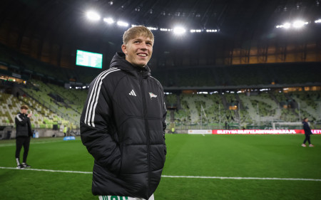 New contract and loan of Bartosz Brzęk