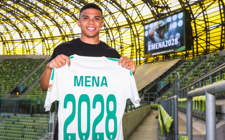 Camilo Mena has signed a new contract and staying longer at Lechia!