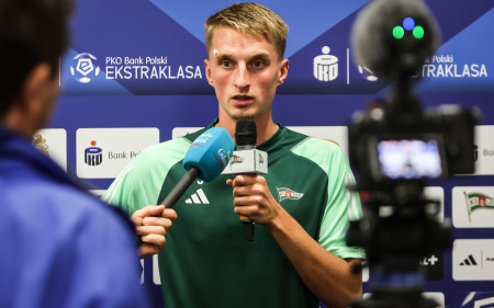 BRIEFING I Elias Olsson before the match against Widzew Łódź<br>