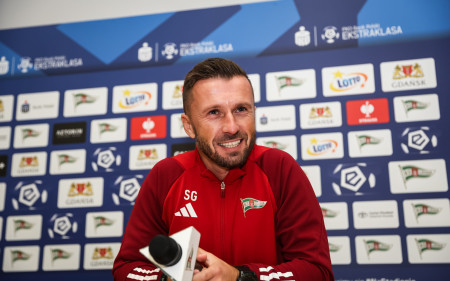 CONFERENCE | Coach Szymon Grabowski before the match against Legia Warszawa