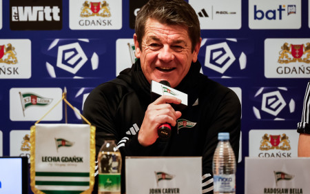 CONFERENCE | Coach John Carver after the match against Lech Poznań